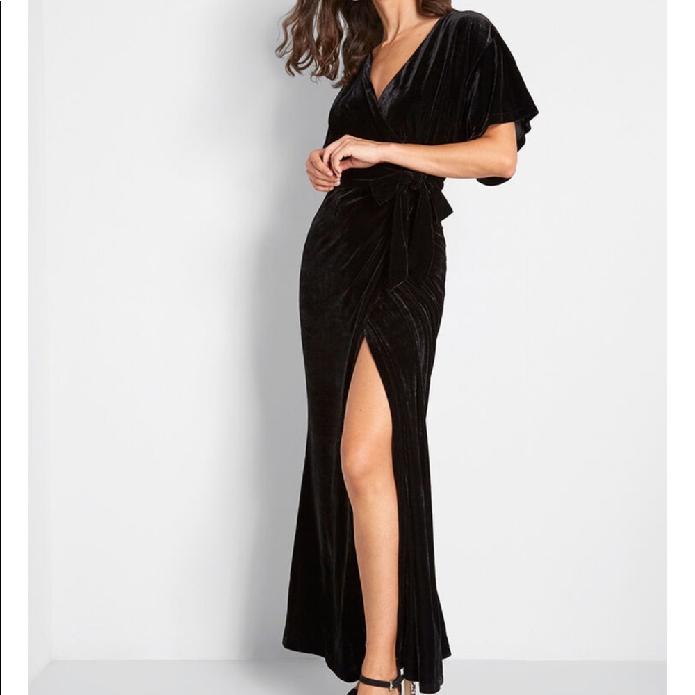 ModCloth x Collectif Silver Screening Velvet Dress